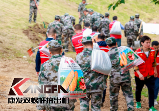 康發(fā)雙螺桿擠出機參與葛塘街道開展主題為“防范災害風險,護航高質量發(fā)展”宣傳活動暨防汛搶險應急演練