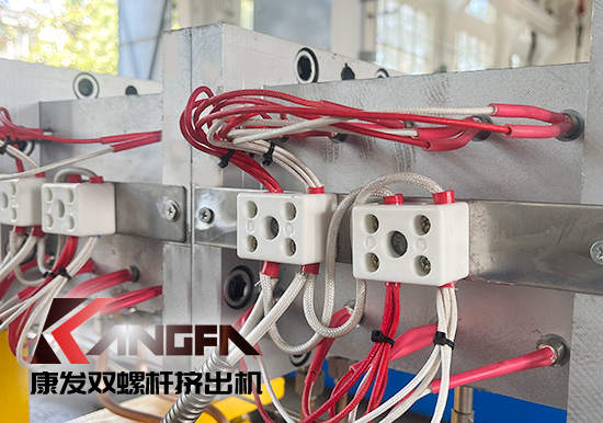 康發(fā)橡塑——雙螺桿擠出機(jī)源頭廠家 公司主營JSH-K系列、JSH雙螺桿系列、JSH雙階系列成套設(shè)備